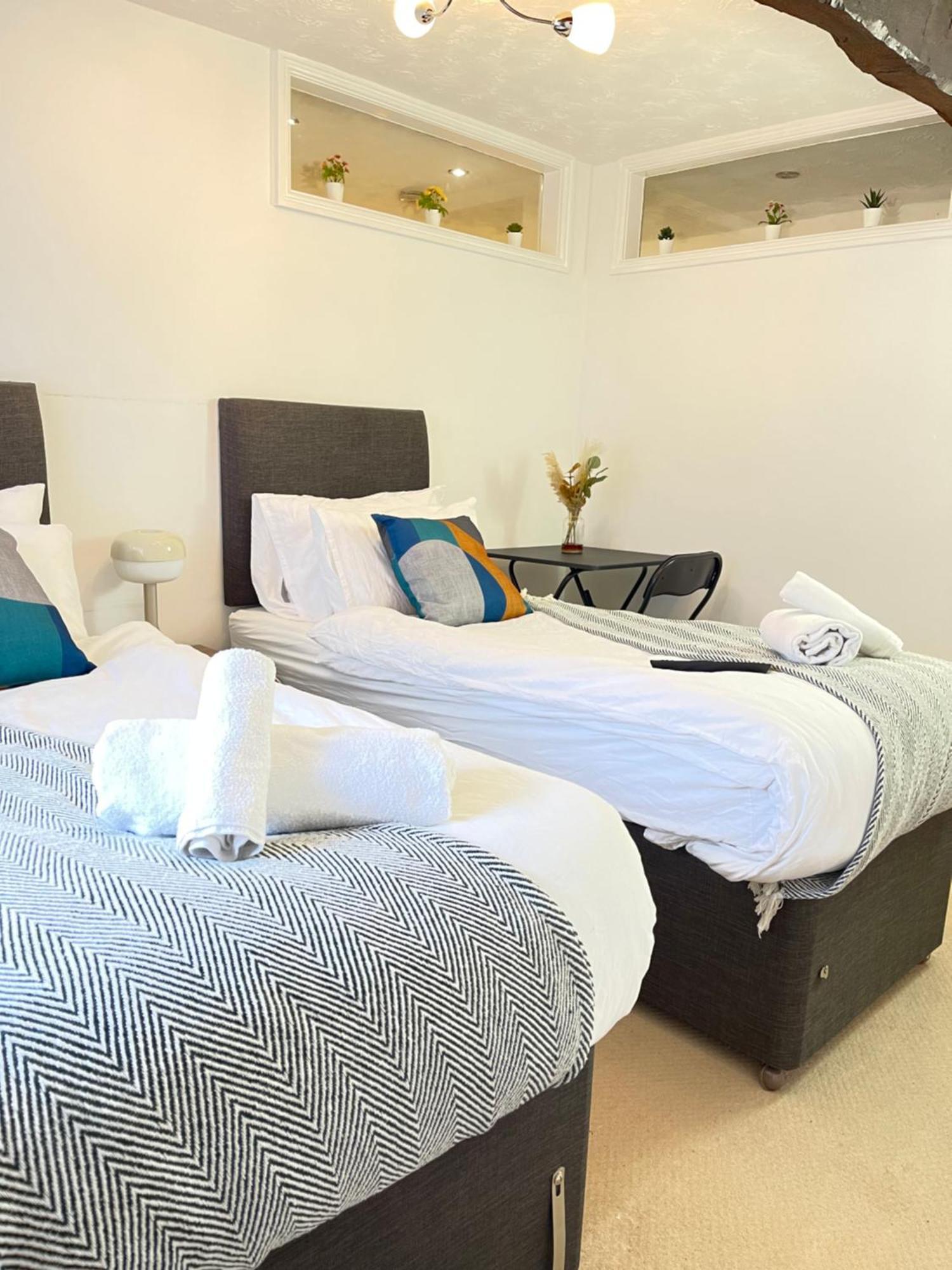 Mount Yard - Stylish Cottage - Close To Alton Towers - Peak District - Stoke-On-Trent Sleeps 5 Totmonslow Exterior photo